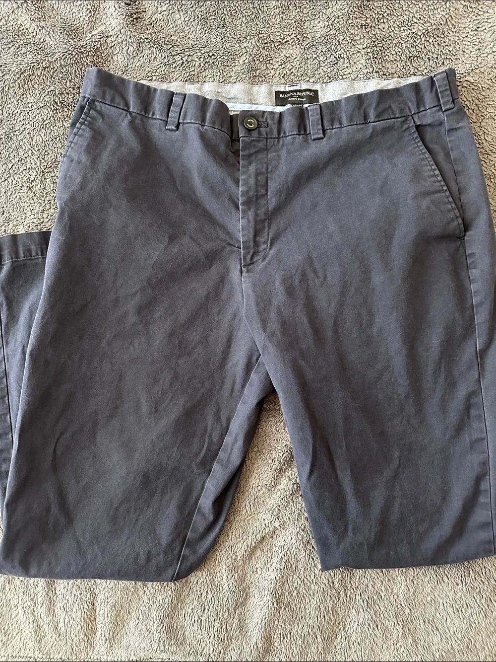 Banana Republic Men's Aiden navy Chino Pants